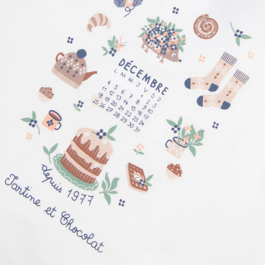 December Graphic Print T-shirt