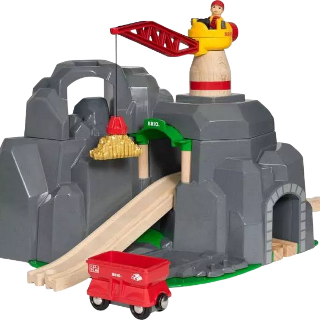 BRIO Crane and Mountain Tunnel