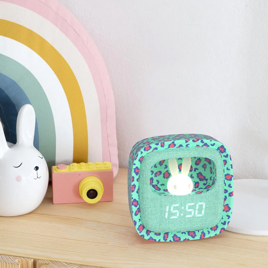 Load image into Gallery viewer, MOB Leopard Billy Clock And Light
