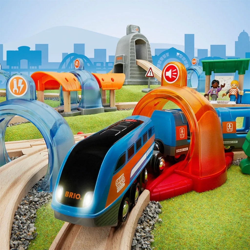 BRIO Smart Tech Sound Action Tunnel