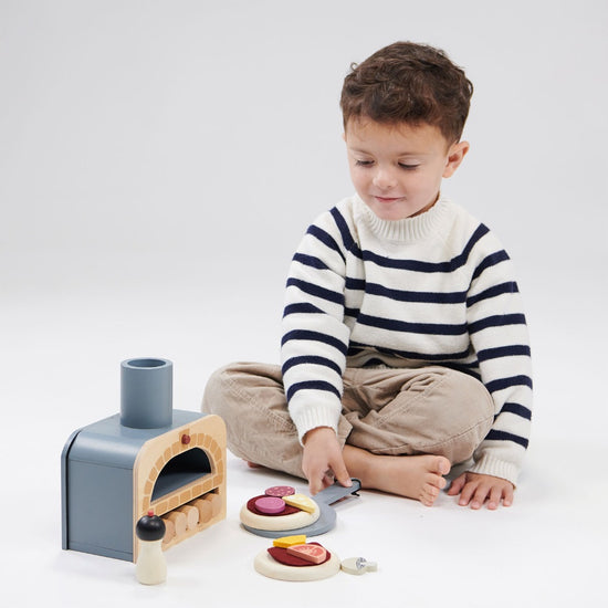 Load image into Gallery viewer, Tender Leaf Toys Make Me A Pizza
