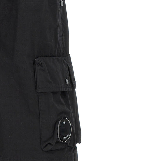 Load image into Gallery viewer, C.P. Company Sweatshorts
