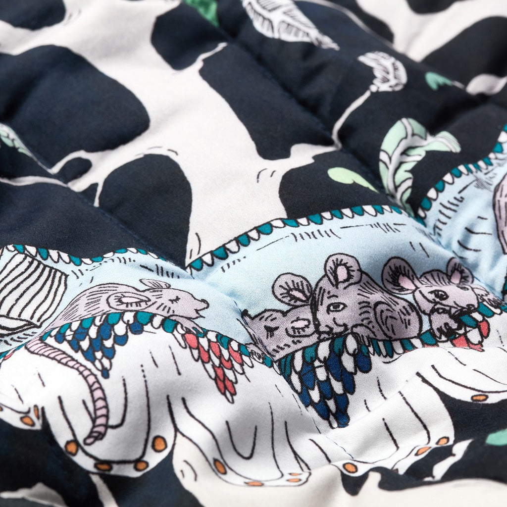 Forivor Enchanted Forest Quilted Blanket 120 x 150CM