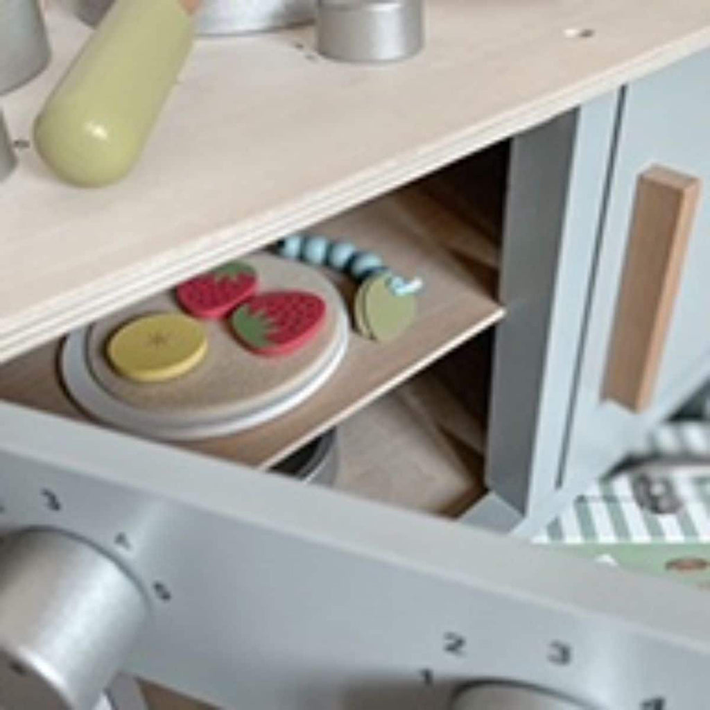 Jabadabado Kitchen With Pot and Pan