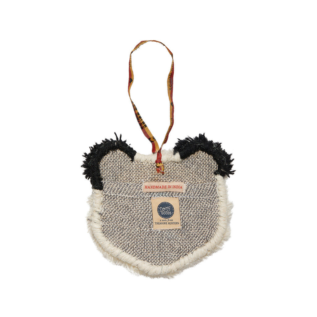 Doing Goods Plumpy Panda Gift Hanger