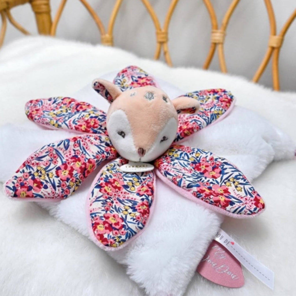 Doudou et Compagnie White Fawn Plush Signature Petal Comforter
