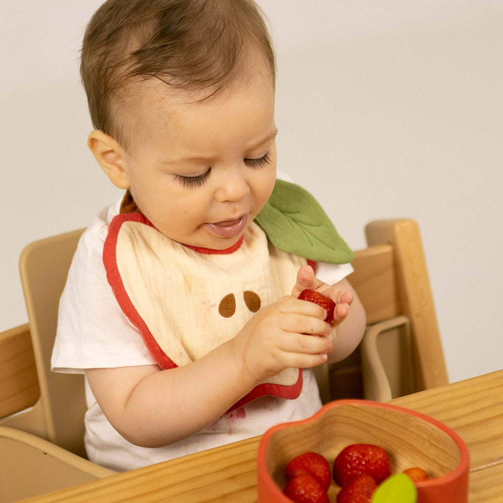 Oli&Carol Pepa The Apple Bib