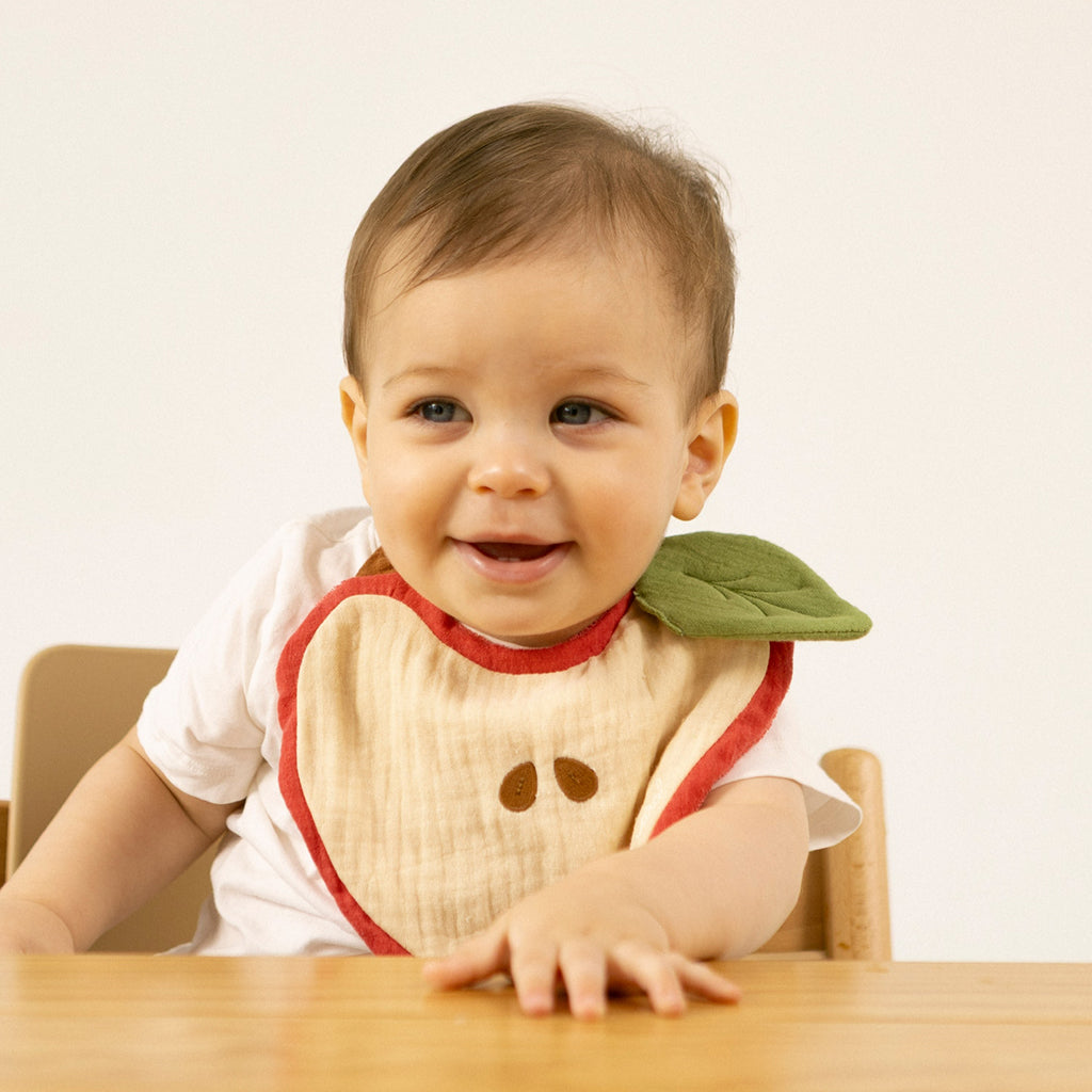 Oli&Carol Pepa The Apple Bib