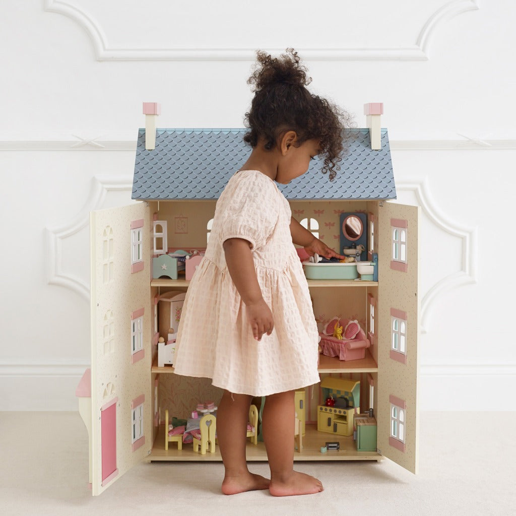 Le Toy Van Cherry Tree Hall Wooden Dolls House