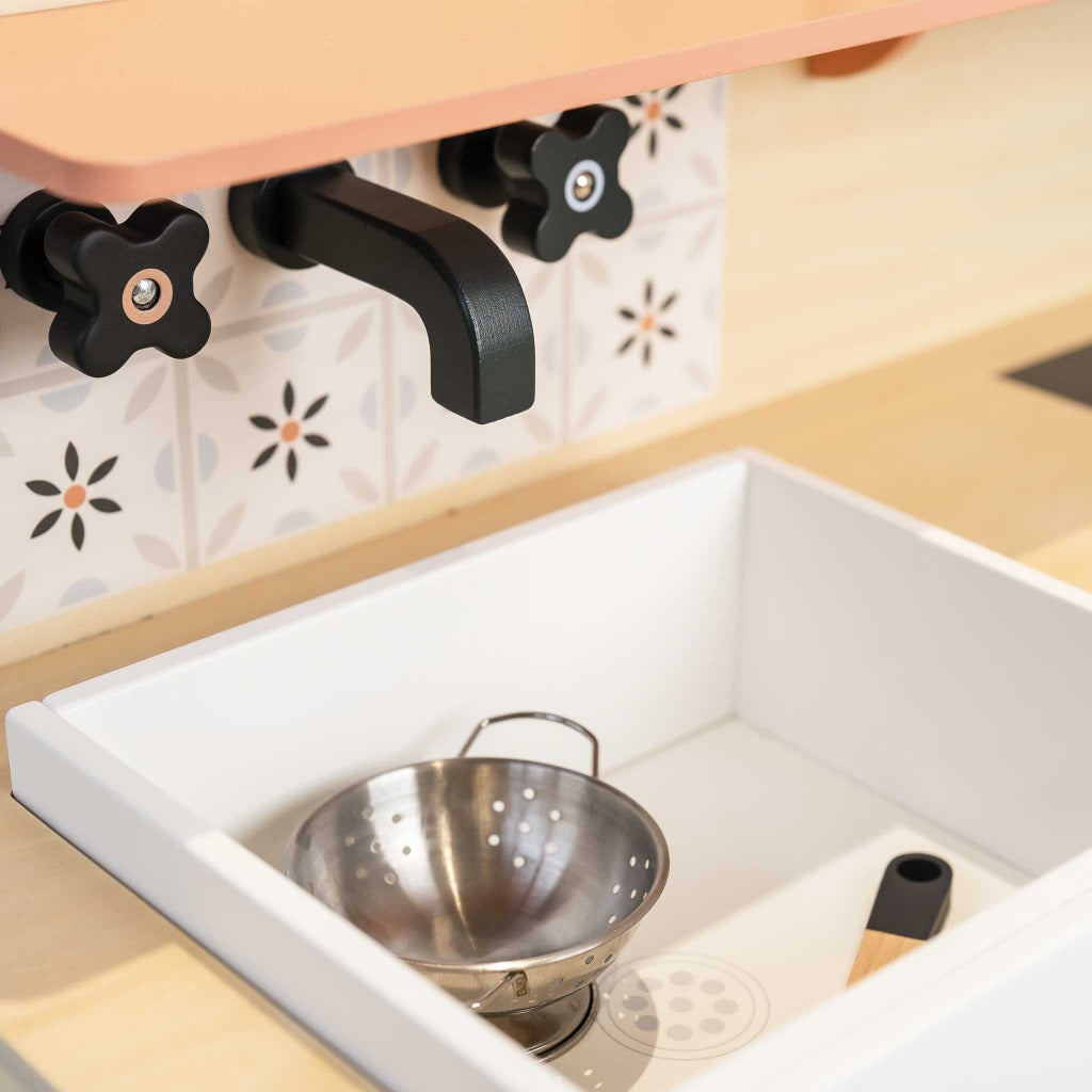 Le Toy Van Wooden Play Kitchen