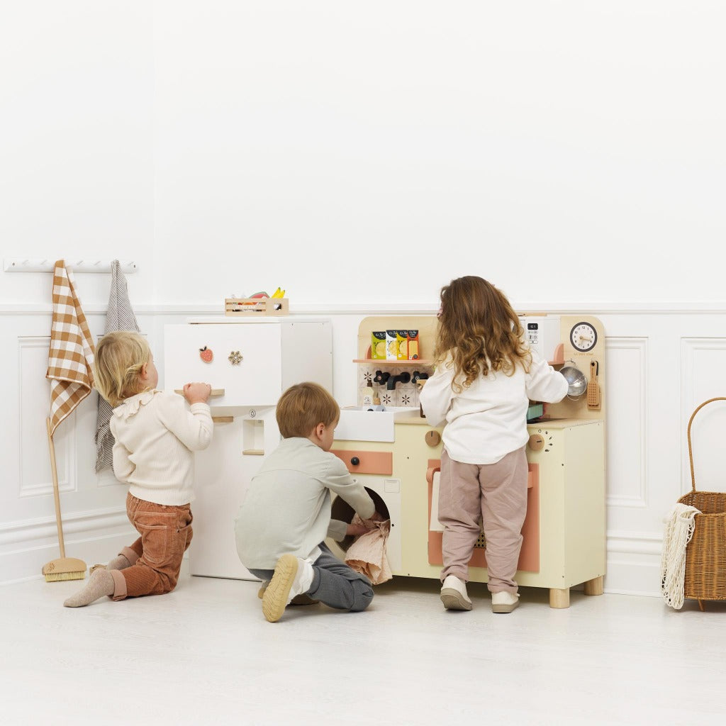 Le Toy Van Wooden Play Kitchen
